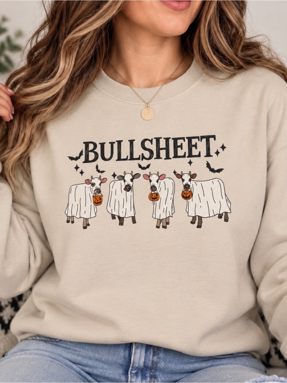 BULLSHEET Women's Cream Halloween Graphic Sweatshirt